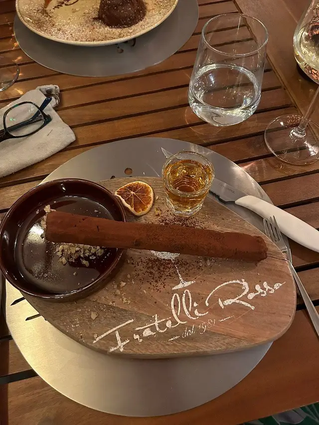 Sigaro e grappa