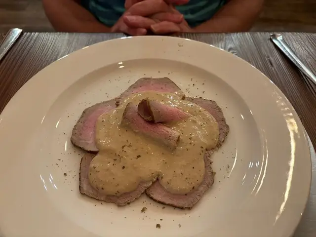 Vitello tonnato