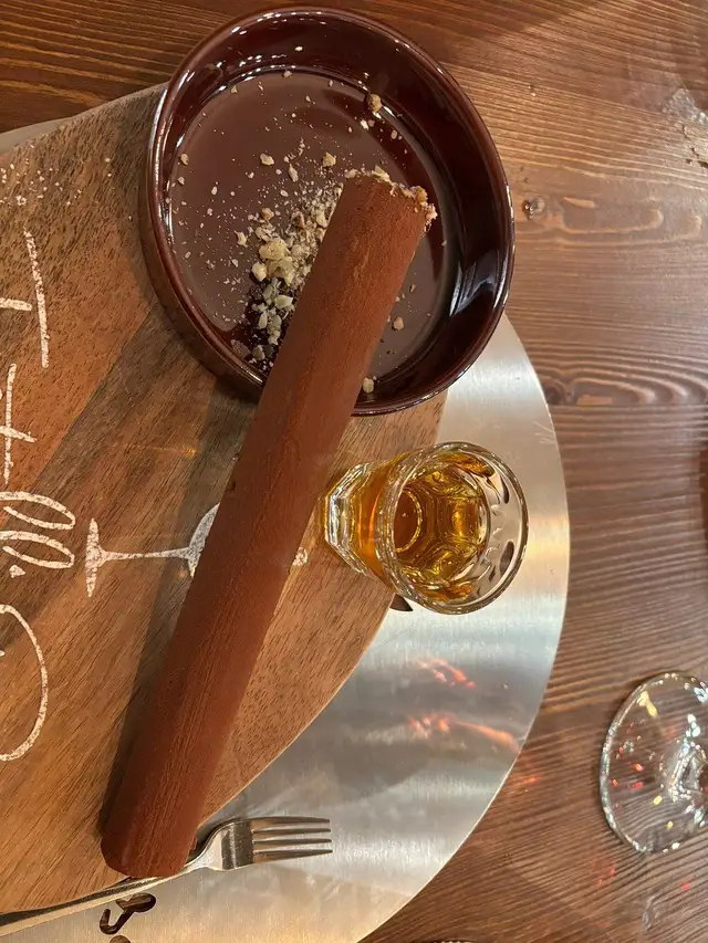 Sigaro e grappa
